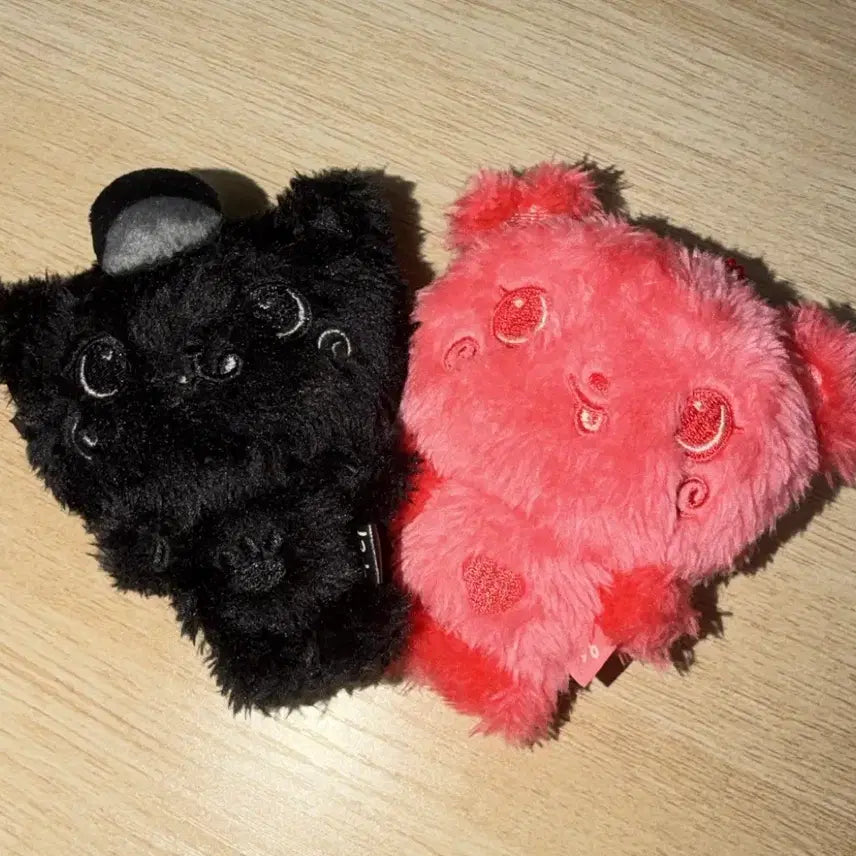 [BUNJANG] Black Kuri and Red Pangyi Doll Bundle Set / 쿠리/팡이 판매합니다