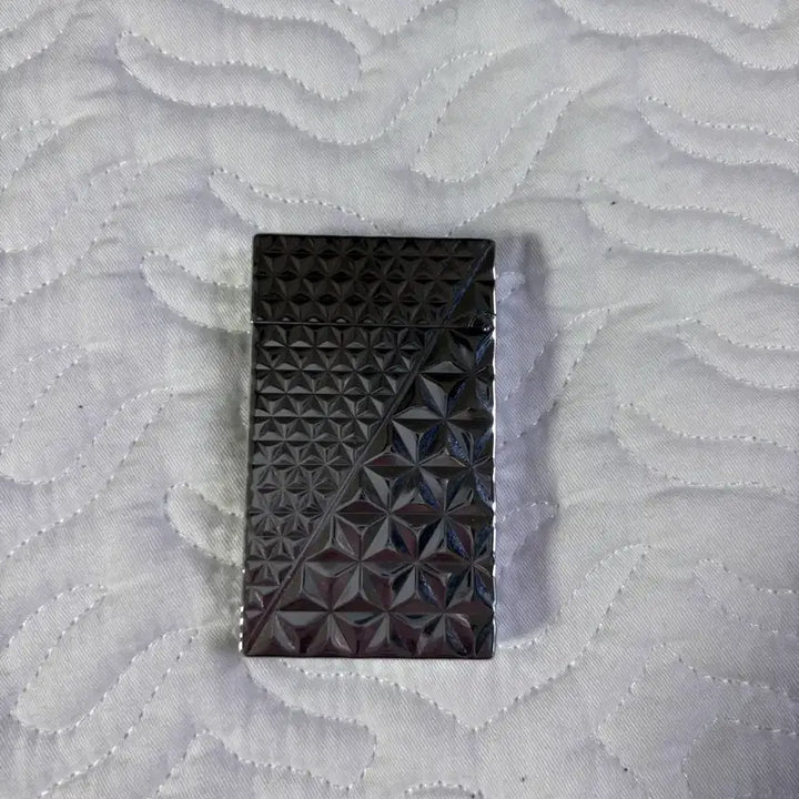 [BUNJANG] Dupont Silver Pattern Lighter / 은색 패턴 듀퐁