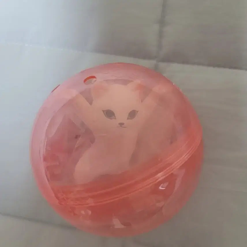 [BUNJANG] White Cat Gacha Sealed / 흰색 고양이 가챠 미개봉