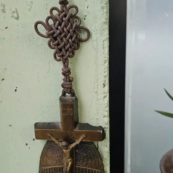 [BUNJANG] Brass Knot Ornament Jesus Religious Item / 예수님.  종교.  동제질.   매듭걸이.