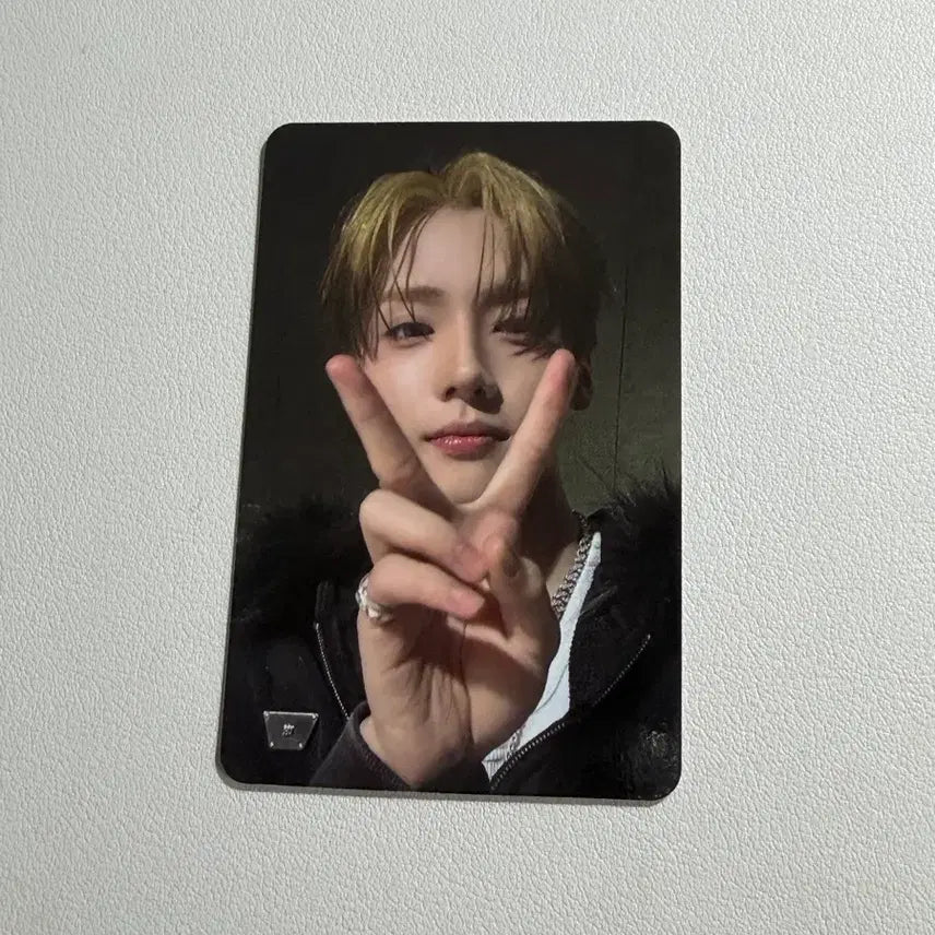 [BUNJANG] Aldi One Lee Sang Won Star River V-Cut Photocard / 급처))) ALD1 알파드라이브원 알디원 이상원 스타리버 v자 포카