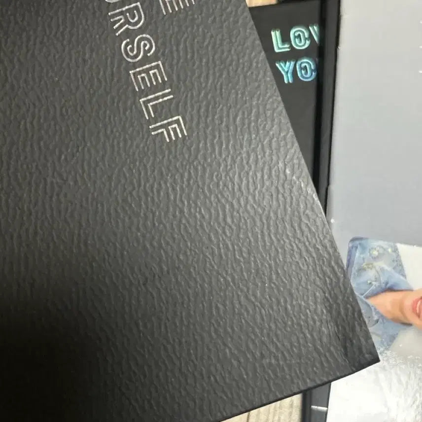 [BUNJANG] BTS Love Yourself Tear Album Photocard Set (Jimin, V, RM, J-Hope) / 방탄소년단 럽셀 티어 앨범 포카(지민,뷔,알엠,제이홉,홀로그램) 초판