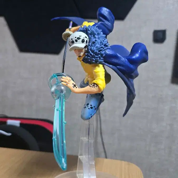 [BUNJANG] Ichiban Kuji Trafalgar Law (Beyond The Level) Figure / 원피스 제일복권 트라팔가 로우 (비욘드 더 레벨)