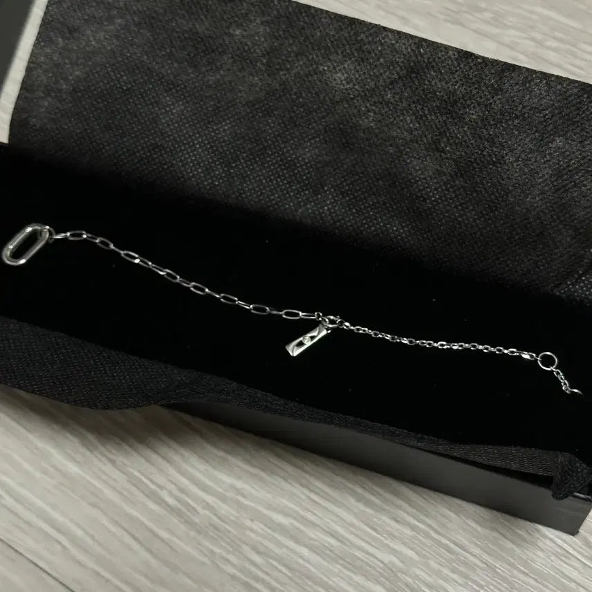 [BUNJANG] SEVENTEEN 7th Anniversary Bracelet / 세븐틴 7주년 팔찌