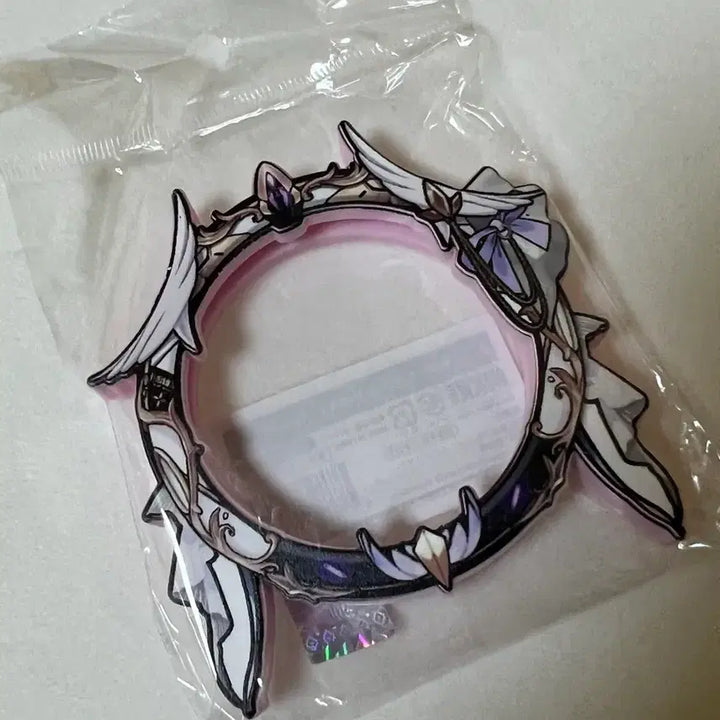 [BUNJANG] Niki Dorothy Can Badge Rubber Holder / 니케 도로시 캔 뱃지 러버 홀더