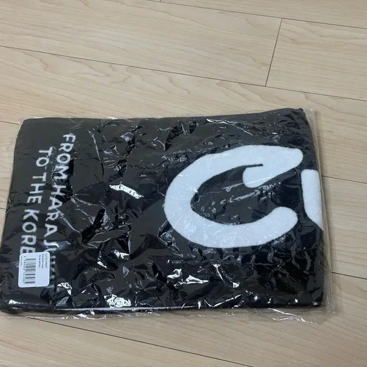 [BUNJANG] Qstow Korean Edition Towel / 큐스토 한국 에디션 타올