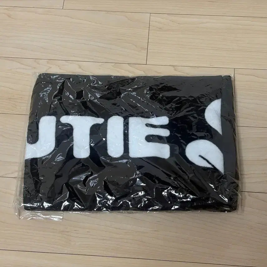 [BUNJANG] Qstow Korean Edition Towel / 큐스토 한국 에디션 타올
