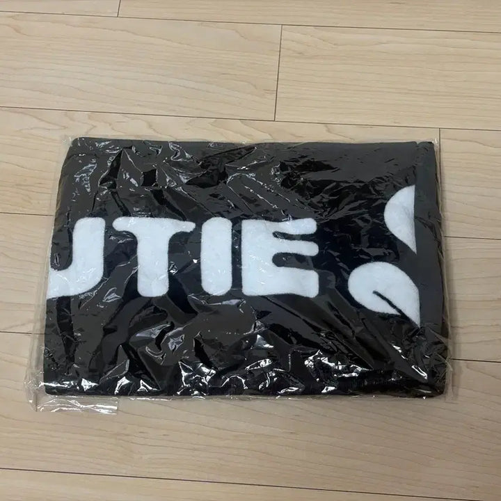 [BUNJANG] Qstow Korean Edition Towel / 큐스토 한국 에디션 타올