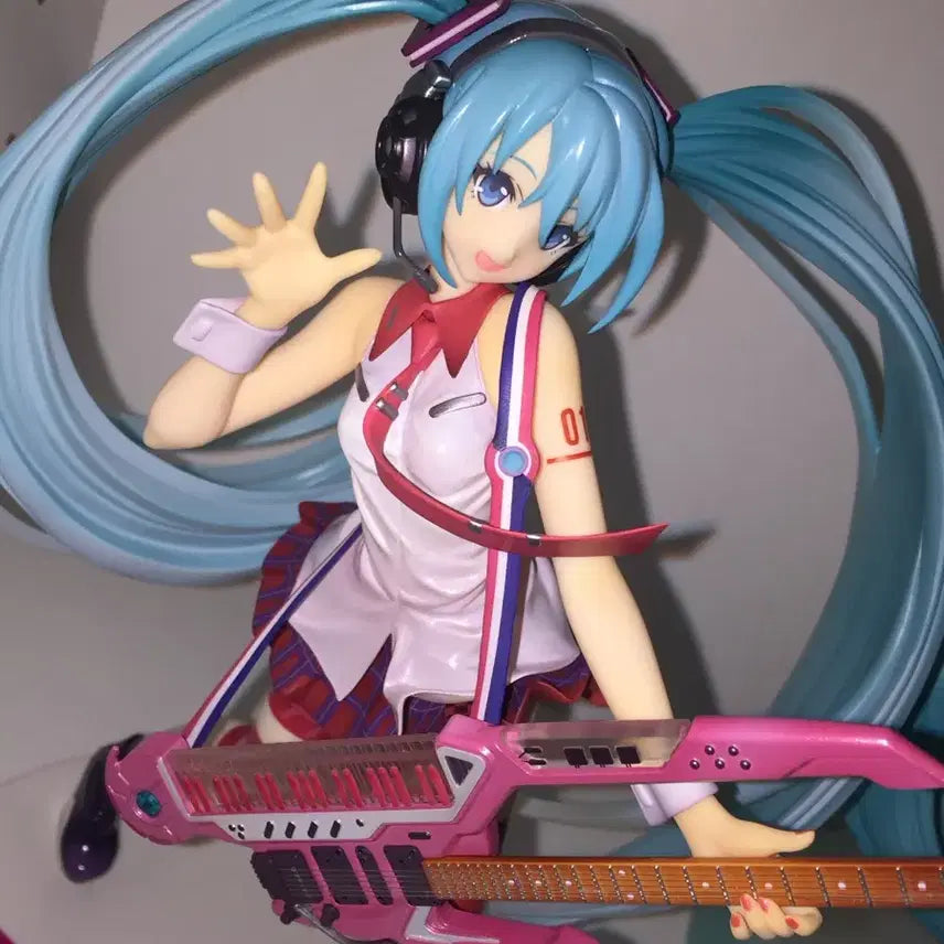 [BUNJANG] Good Smile Company Hatsune Miku Greatest Idol Version 1/8 Scale Figure / 굿스마일 하츠네 미쿠 그레이티스트 아이돌 버전 1/8 피규어