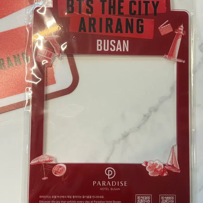 [BUNJANG] BTS THE CITY ARIrang BUSAN Paradise Hotel Goods Window Banner &amp; Acrylic Topper / BTS THE CITY ARIrang BUSAN 파라다이스호텔 굿즈