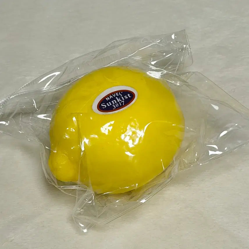[BUNJANG] Lemon Squishy Toy / 레몬 말랑이