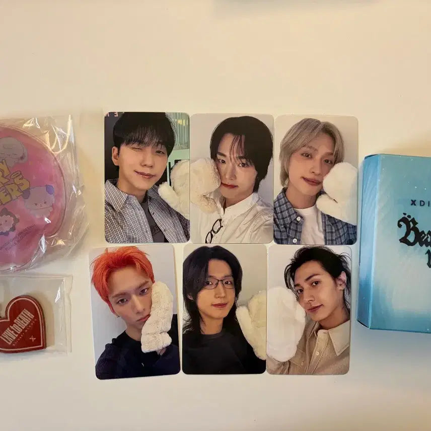 [BUNJANG] AKZENEZ View-MA Encore Concert Photocard and Keyring Full Box / 엑디즈 뷰마 앙콘 입장 포카 중콘 2일차 키링 풀박스 Xdinary heroes