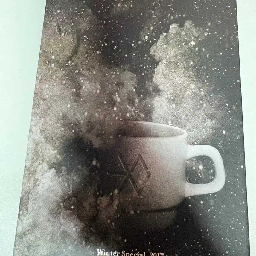 [BUNJANG] EXO 2017 Winter Special Album Universe (Photocard Excluded) / 엑소 2017 겨울앨범 유니버스 포카 미포함