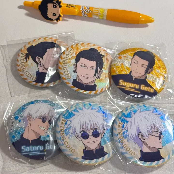 [BUNJANG] Jujutsu Kaisen Geto &amp; Gojo Can Badge &amp; Ballpoint Pen Set / 주술회전 게토 고죠 캔뱃지 볼펜 세트 가챠