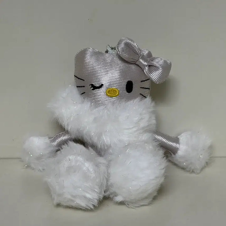[BUNJANG] Silver Kitty Doll Keychain / 실버 키티 인형 키링