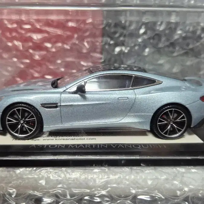 [BUNJANG] Kyosho Aston Martin Vanquish (Skyfall Silver) 1:43 Diecast Model / 1/43 교쇼 애스턴마틴 뱅퀴시(스카이폴 실버) 다이캐스트모형
