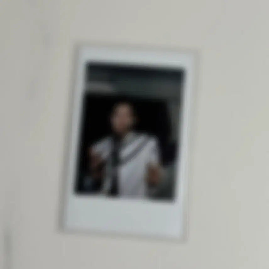 [BUNJANG] Ha Hyun Sang New Boat Autographed Polaroid / 하현상 newboat 활동 싸인폴라 싸폴 뉴보트