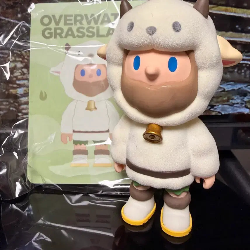 [BUNJANG] Finding Unicorn Farmer Bob Figure / 파인딩유니콘 아트토이 파머밥 양