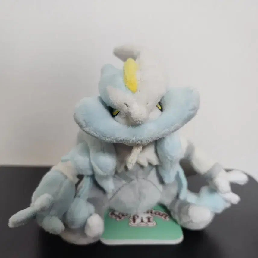 [BUNJANG] Pokemon White Kyurem Plush Doll / 포켓몬스터 화이트 큐레무 fit 봉제인형