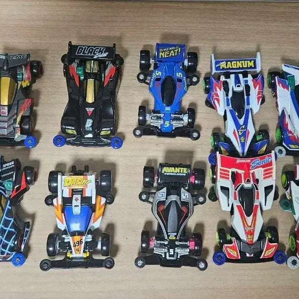 [BUNJANG] Tomica 14종 Bundle Set Toy Cars / 토미카 일괄판매합니다