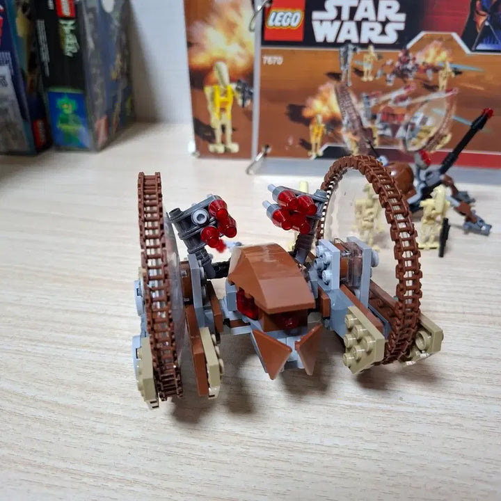 [BUNJANG] LEGO Star Wars 7670 Hailfire Droid &amp; Spider Droid Set / 레고 스타워즈 7670 힐파이어 드로이드 &amp; 스파이더 드로이드