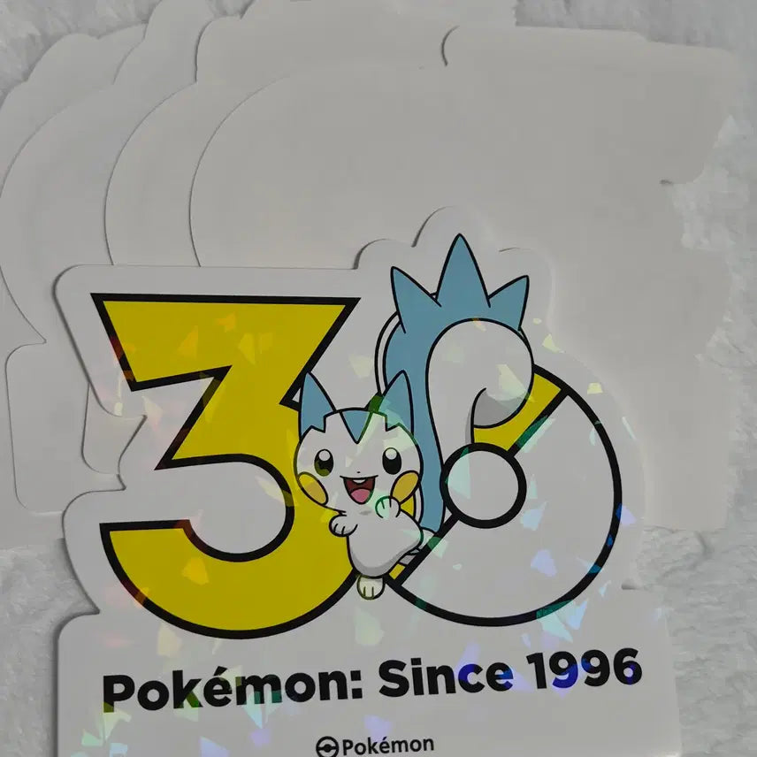 [BUNJANG] Pokemon 30th Anniversary Logo Sticker Pachirisu + Random 4 Sheets / 포켓몬 30주년 로고 스티커 파치리스+랜덤4장 판매합니다.