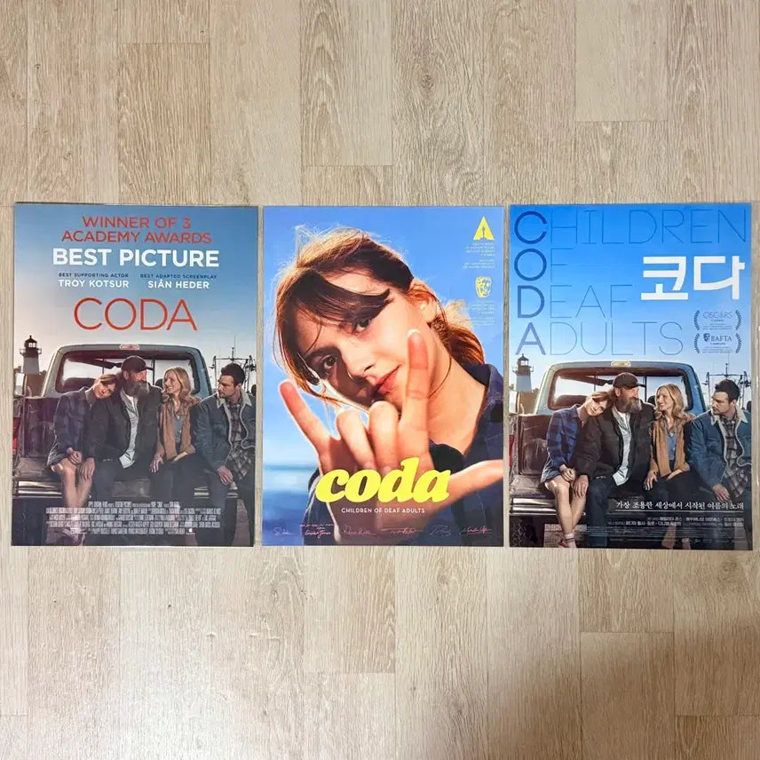 [BUNJANG] CODA Academy Awards Commemorative Poster Set (3 Types) / <코다> 아카데미 수상기념 포스터 3종 일괄