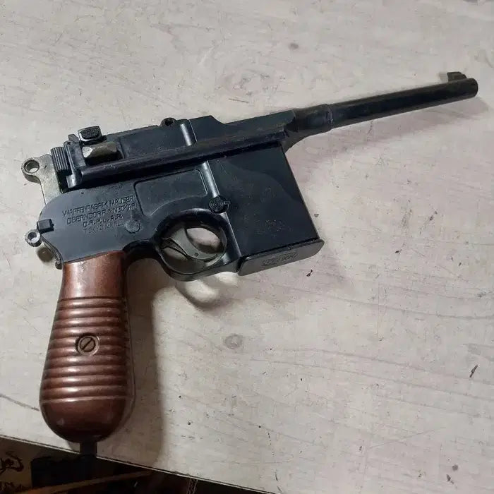 [BUNJANG] Tokyo Marui Mauser C96 Cap Gun (1970s, Metal Frame, Includes Magazine) / 1970 도쿄 마루이 마우저 C96 금속제 캡건/모델건 (탄창 포함)