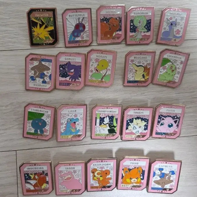 [BUNJANG] Isaac Toast Pokemon 20 Types Figure Set / 이삭토스트 포켓몬 뱃지 20종 피규어