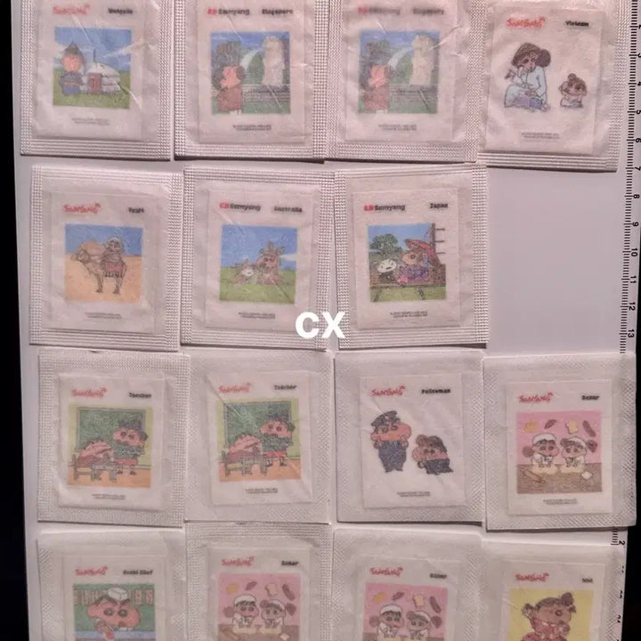 [BUNJANG] Crayon Shin-chan Ddiddal Bundle Set (Samyang Crayon Shin-chan Professions &amp; Travel Sealed) / 짱구 띠부씰 일괄 (삼양짱구 직업 여행 미개봉)