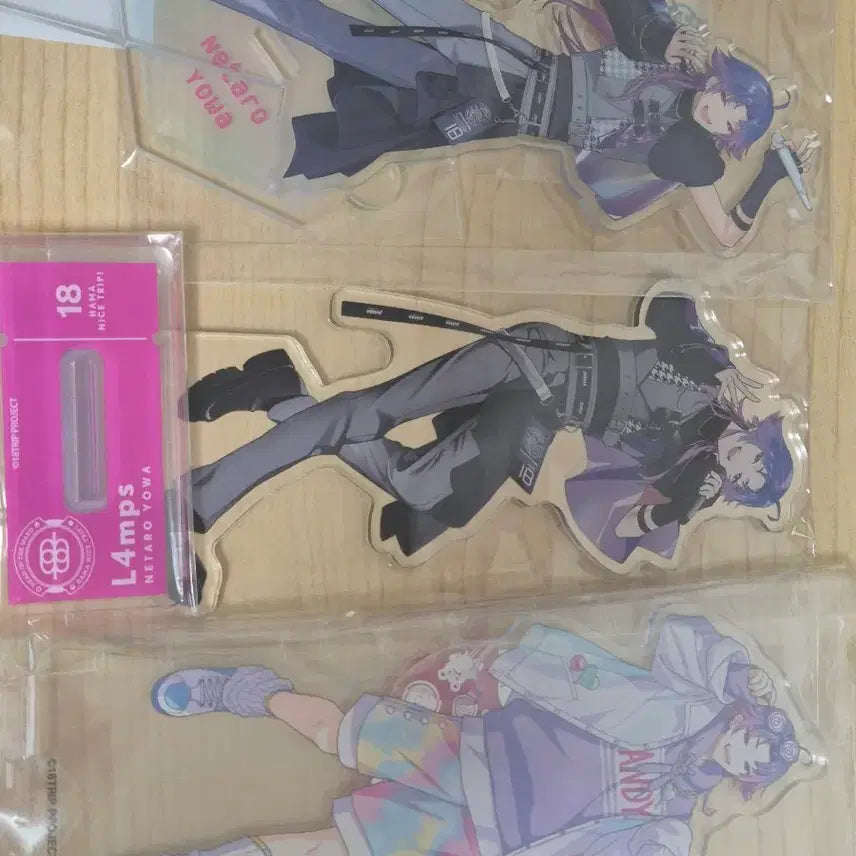 [BUNJANG] 18trip L4mps Acrylic Standee (Yowa &amp; Netaro) / 18trip 에이트리 L4mps 밤조 요와 네타로 아크릴 판매합니다
