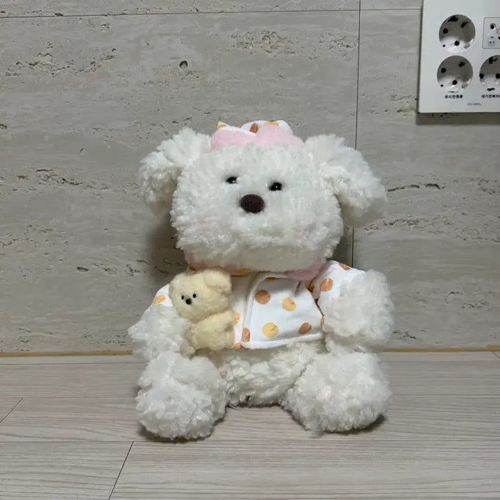 [BUNJANG] Ggosunnae Friends Chapsal Pajama Medium Plush Doll / 꼬순내친구들 찹쌀 파자마 중형 인형