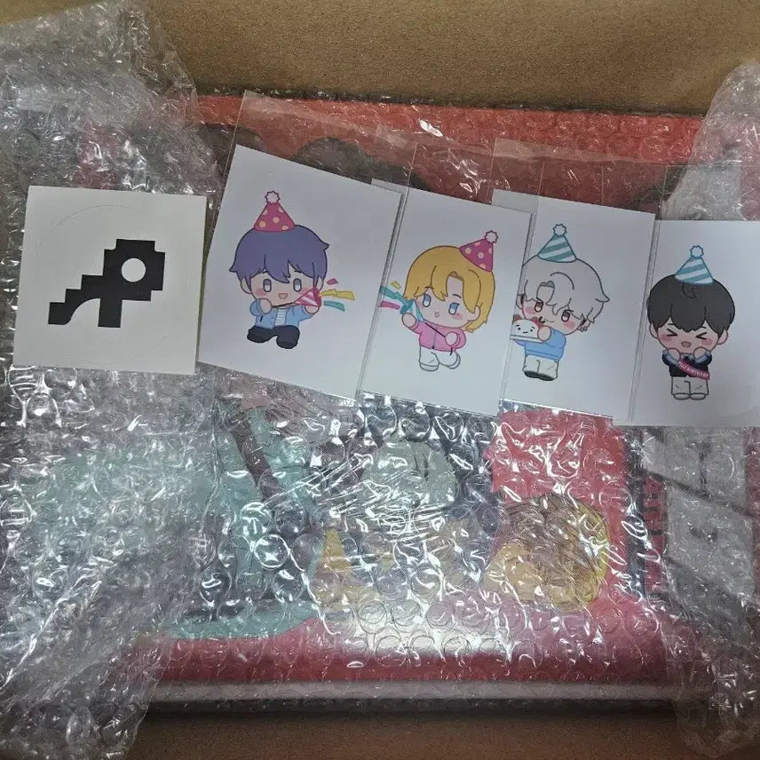 [BUNJANG] PLAVE Lucky Draw Sticker + Sealed Photobook Bundle Set / 십카페 플레이브 럭드스티커 + 미개봉 포토북