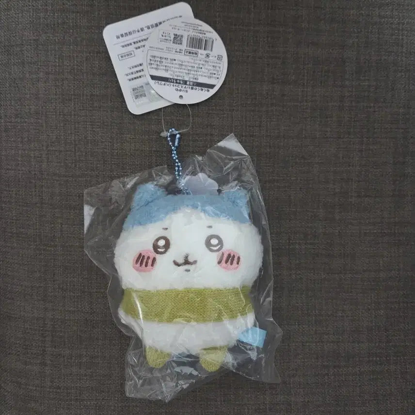 [BUNJANG] Chiikawa Hachiware Mascot Scarf / 치이카와 목도리 하치와레 마스코트