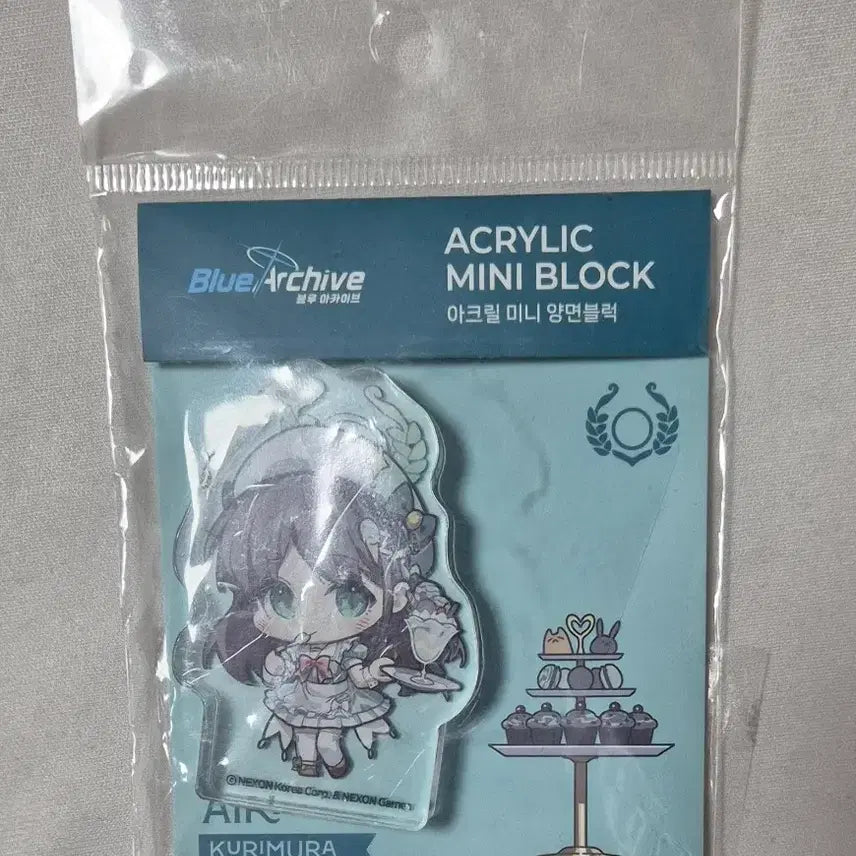 [BUNJANG] Blue Archive Animate Acrylic Mini Double-Sided Block Airi / 블루아카이브 애니메이트 아크릴 미니 양면블럭 아이리