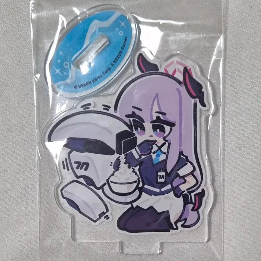 [BUNJANG] Blue Archive Anime Plus Summer SD Illustration Acrylic Stand - Utah / 블루아카이브 애니플러스 여름 SD 일러스트 아크릴 스탠드 우타하