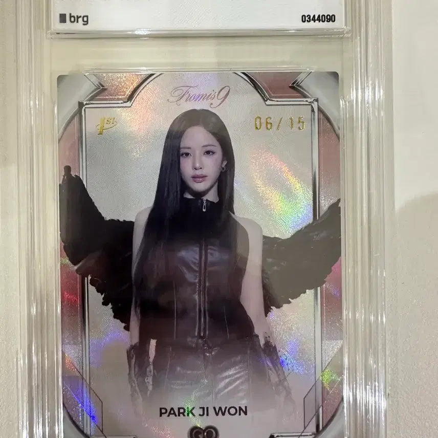 [BUNJANG] fromis_9 Park Ji-won 2026 TELECA Limited Edition Pink Photocard / 15한정 프로미스나인 박지원 2026 TELECA 리미티드 에디션 핑크