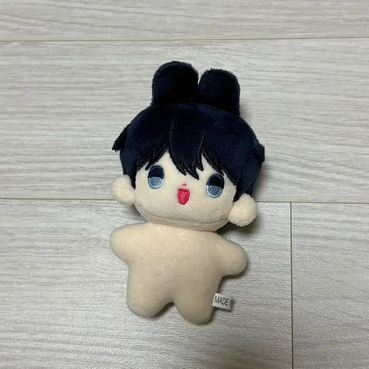 [BUNJANG] Pla-ye-ul-beu Ppui Plush Doll Yeppui / 플레이브 플뿌 비공식 인형 예뿌 비공굿 솜깅