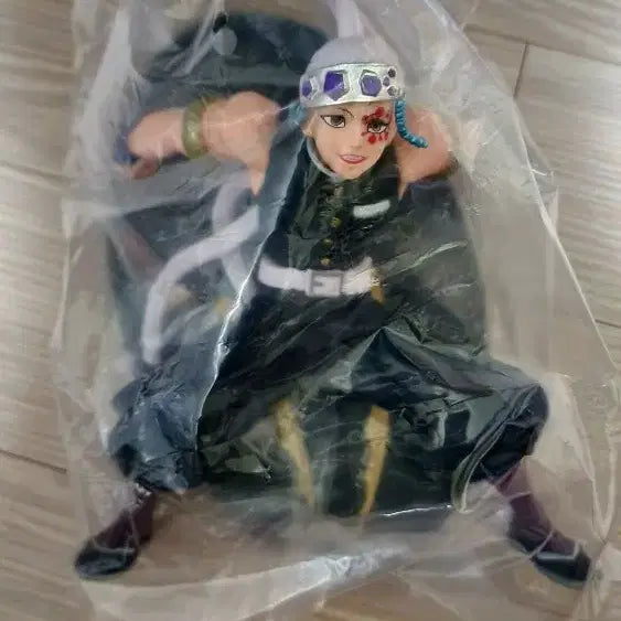 [BUNJANG] Demon Slayer Tengen Uzui Figure / 귀멸의칼날 우즈이 텐겐 피규어