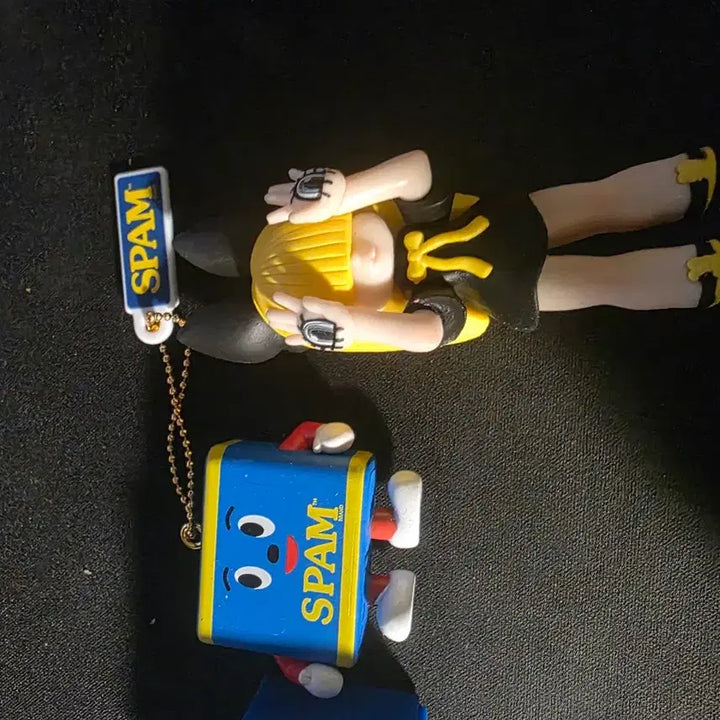 [BUNJANG] Crayon Shin-chan Spam Keychain, Nagiru-chan Figure Bundle Set / 택포 노박  일괄 짱구시계 나기루짱 스팸 키링