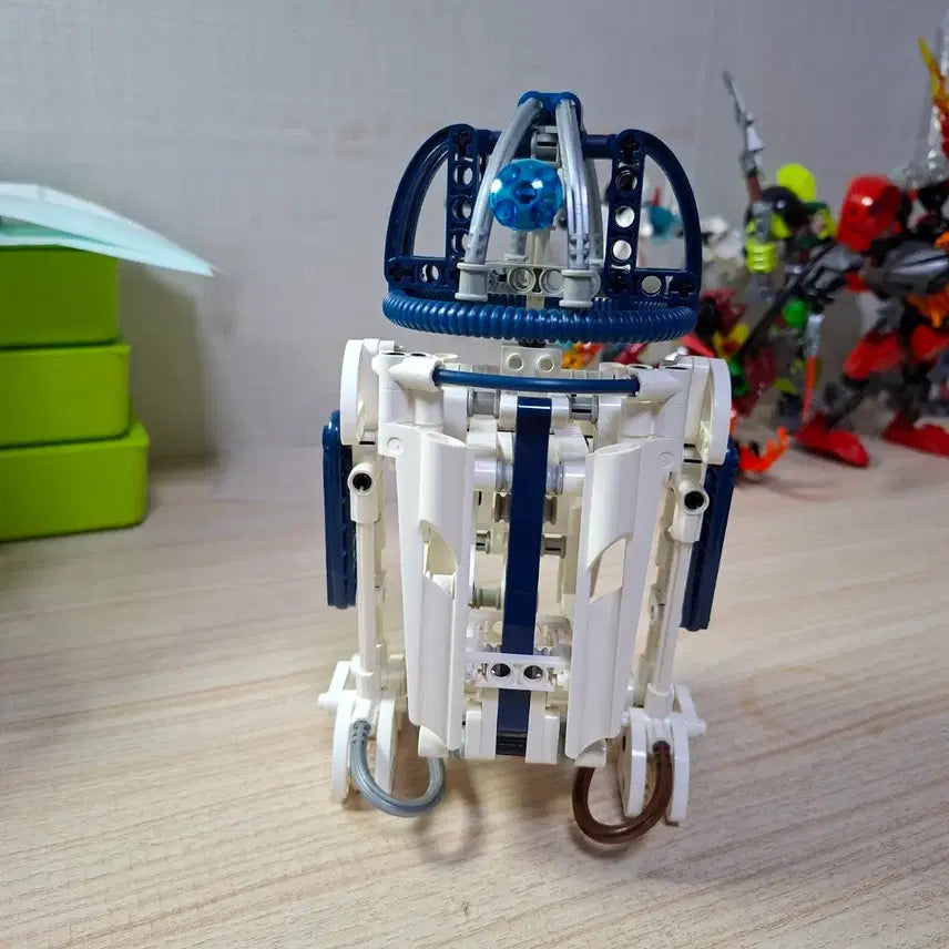[BUNJANG] LEGO Star Wars R2-D2 8009 / 레고 스타워즈 R2-D2 8009