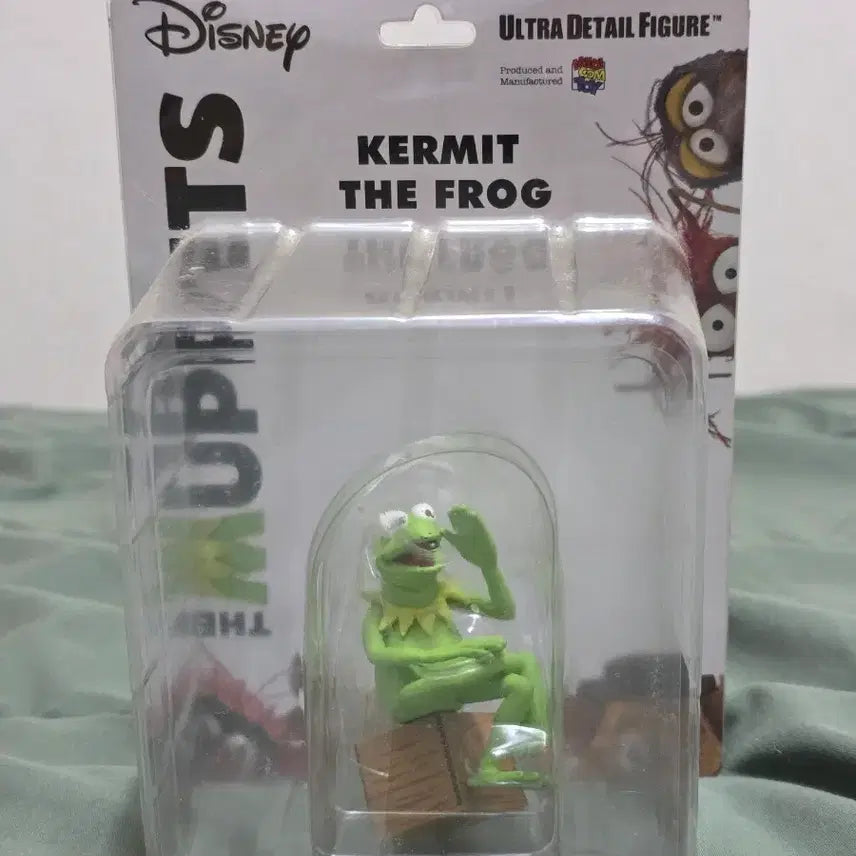 [BUNJANG] Medicom Toy UDF Kermit the Frog Disney Figure / 메디콤토이 UDF 커밋 더 프로그 디즈니 피규어