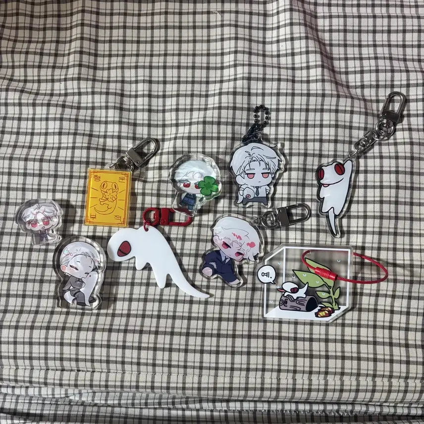 [BUNJANG] GyeDamChuLeun Lee Jaheon Acrylic Keyring &amp; Corotto Bundle Set / 가격제안가능) 괴담출근 이자헌 아크릴키링 코롯토 일괄