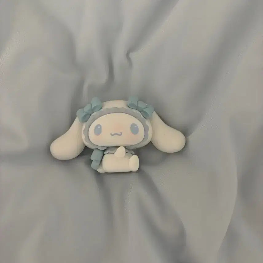 [BUNJANG] Mikko Sanrio Characters Cinnamoroll Mascot Figure / mikko 미코 산리오 캐릭터즈 마스코트 피규어 시나모롤