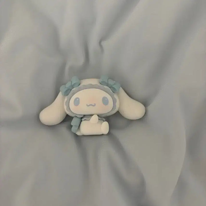 [BUNJANG] Mikko Sanrio Characters Cinnamoroll Mascot Figure / mikko 미코 산리오 캐릭터즈 마스코트 피규어 시나모롤