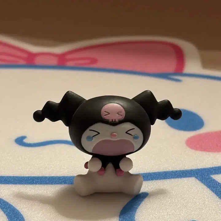 [BUNJANG] Kuromi Crying Mini Figure / 쿠로미 울음 피규어 미니