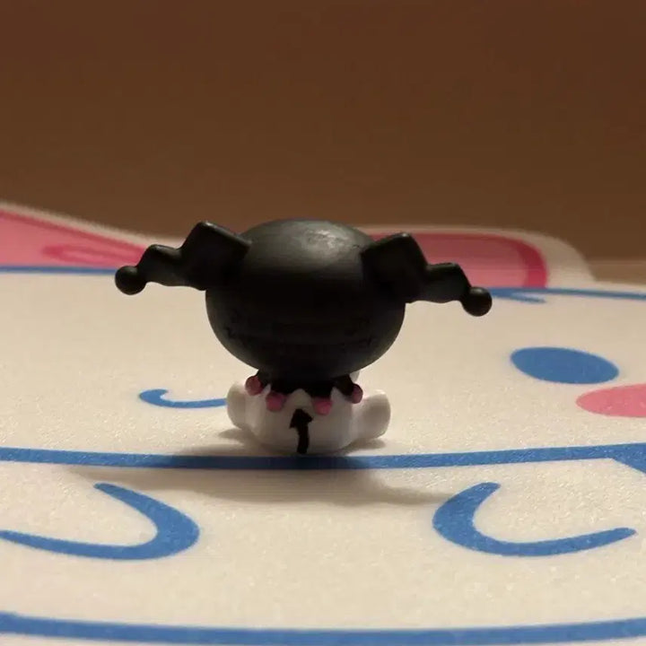 [BUNJANG] Kuromi Crying Mini Figure / 쿠로미 울음 피규어 미니