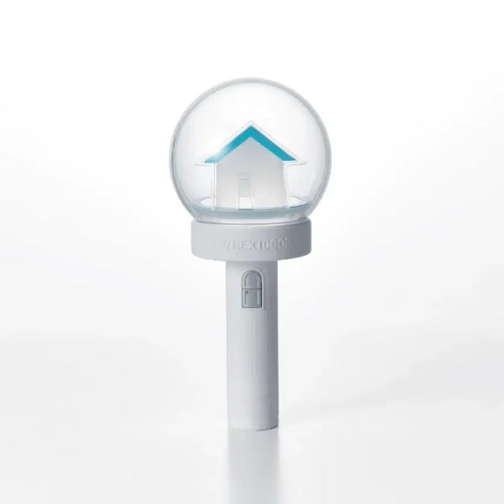 [BUNJANG] BOYNEXTDOOR Official Lightstick Wondersick Bundle Set / BOYNEXTDOOR 공식 응원봉 원더스틱 양도합니다