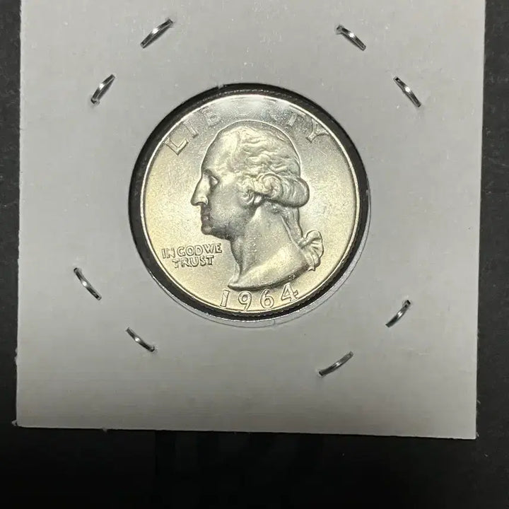 [BUNJANG] 1964 Washington Quarter Silver Coin (Philadelphia Mint, Uncirculated) / 1964년 미국 워싱턴 쿼터 25센트 은화 (필라델피아, 미사용급)