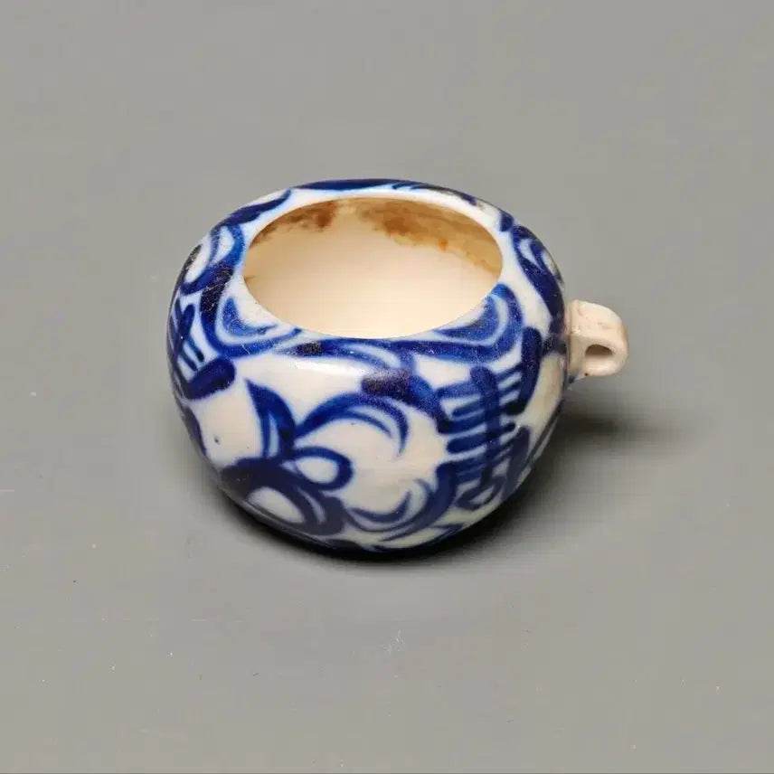 [BUNJANG] Qing Dynasty Mid-Late Period Blue and White Porcelain Small Incense Container Antique Chinese Ceramic / [진품] 청나라 중후기 청화백자 소형 향합 중국도자기 골동품 고미술품 수